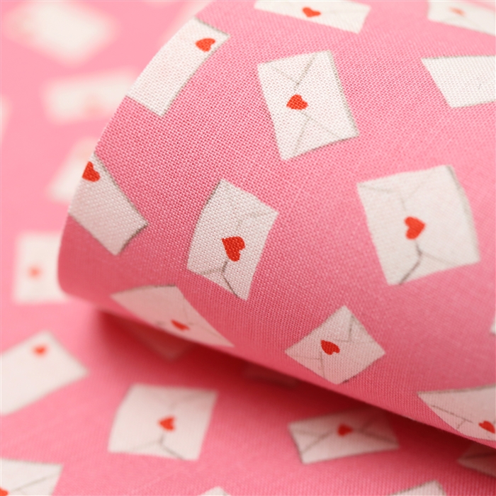 Sending Love Kisses Valentine's Day Fabric, by Riley Blake Designs, Pi –  Addicted to Fabric