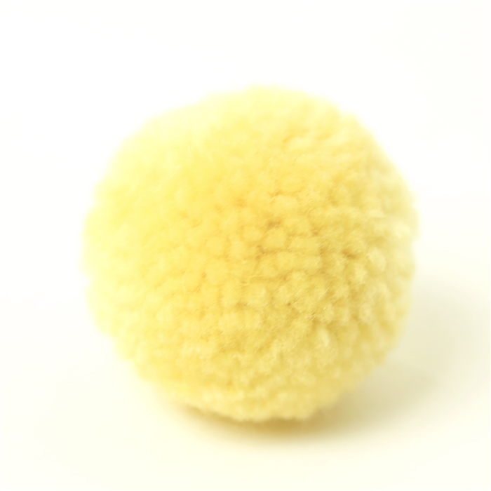 Yarn pom poms, yarn poms, garland poms, P25 Baby Yellow, Baby Yellow Yarn  Pom , Baby Yellow Pom Pom